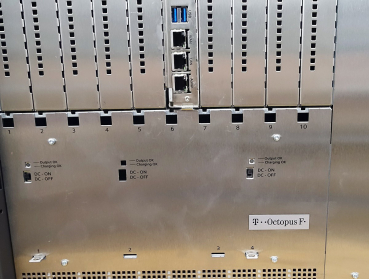 Preview: OSBiz X8 System mit OCCLA, OCCB3, SLMU24, SLMAV24N, SSD, Lizenzen L30251-U600-G661 Refurbished