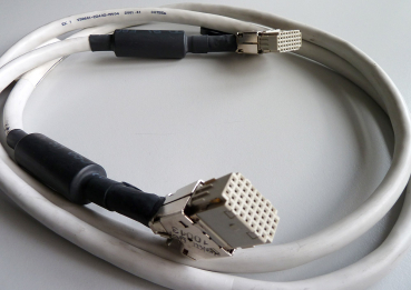 Preview: Siemens HDLC-Kabel LTU S30267-Z315-A18 für Hicom 300, HiPath 4000 1,80 Meter Refurbished