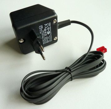 Gigaset Netzteil Netzgerät Friwo SNG 8-a C39280-Z4-C114 Refurbished