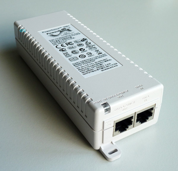 Port Power over Ethernet Injektor fuer Cordless IP Basisstation BSIP1 BSIPV2 L30280-F600-A184 NEU