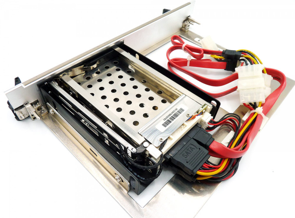 HDTR ohne HDD C39117-A7006-A8 Refurbished