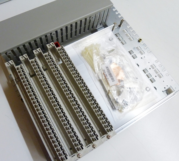 HVT-KIT, Main Distribution Kit for OSBiz XW5 H3550 L30251-C600-A21 NEW