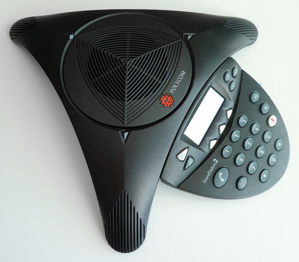 Poly SoundStation2 (analog) conference phone with display, Expandable without Power Supply 2201-16200-601 Refurbished