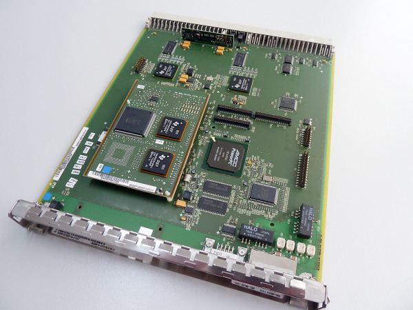 yhmaページ STMI2 HG1500 with module S30807-Q5697-X200 for HiPath 4000 S30810