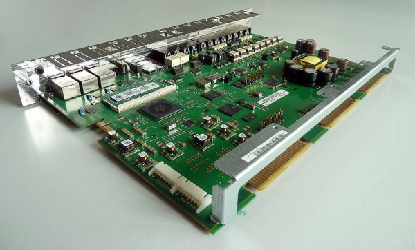 Unify OCCMR UC-Mainboard with V2 License for X3R/X5R S30810-Q2959-Z-7 Refurbished