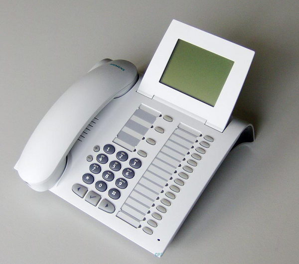 optiPoint 600 office arctic L30250-F600-A124 Refurbished