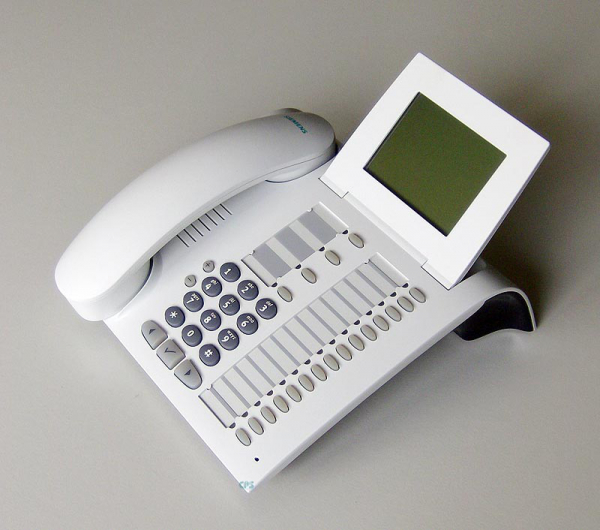 optiPoint 600 office arctic L30250-F600-A124 Refurbished